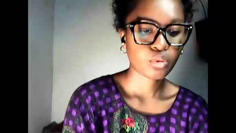 ellah245 online show from March 4, 6:47 pm