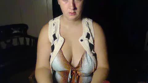 elle online show from October 3, 8:52 am