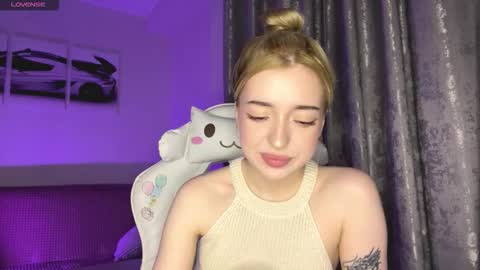 ellianagarnes online show from March 1, 10:31 pm