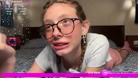 ellie online show from July 7, 5:32 am