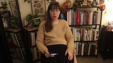 Elly Naomi online show from November 1, 10:58 pm