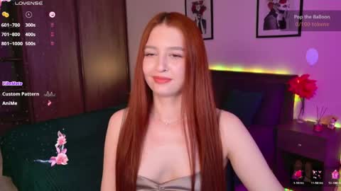 EllyPeach online show from May 6, 6:01 pm