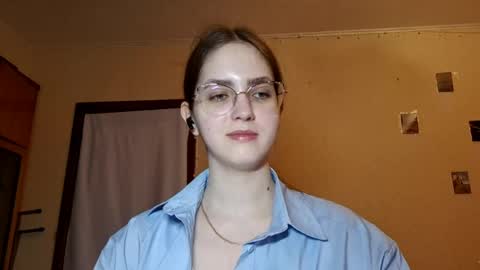 Kate online show from April 11, 11:25 am