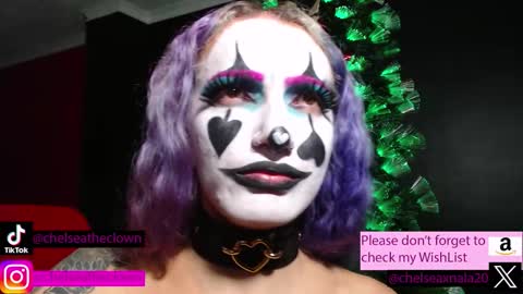 Chelsea  Please help me to reach 100 thumbs up online show from November 24, 7:10 am