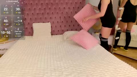 eloise_by online show from May 18, 7:03 am