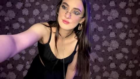 Sofia online show from May 22, 9:57 pm