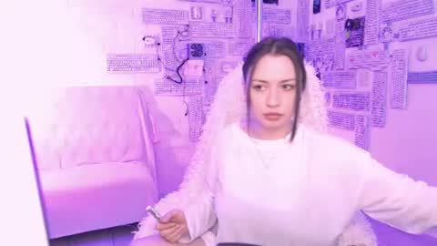 elsahansen online show from August 5, 8:20 am