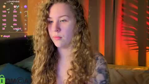 Elsie online show from May 29, 2:09 am