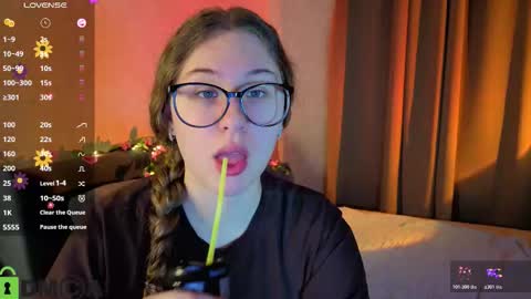 Elsie online show from March 16, 1:19 am