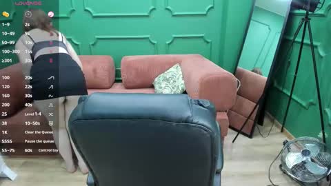 Erica  online show from March 1, 1:00 pm