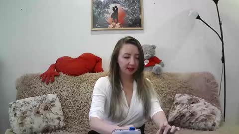 ElvinaSweet online show from November 11, 6:53 am