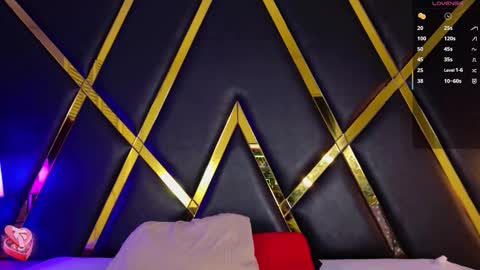 Emma online show from December 22, 12:08 pm