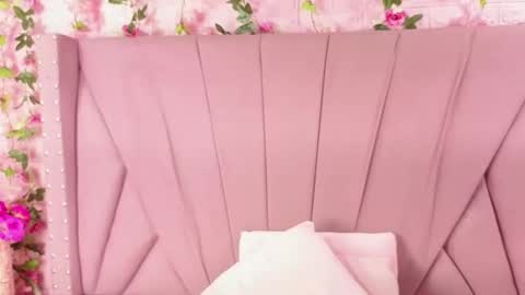 Ember online show from April 25, 3:09 am