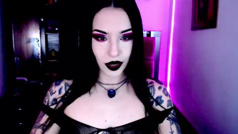 Emerald Black online show from July 28, 5:27 am