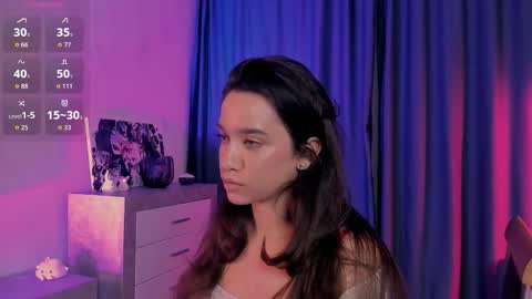 Snapshot of emeliareaper chatting on September 29, 8:47 pm Emelia online show from September 29, 8:47 pm