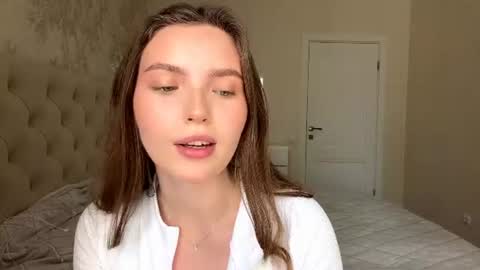 Bella online show from August 6, 8:54 am