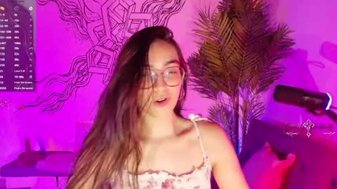 Emmily Roberts online show from March 29, 11:48 pm