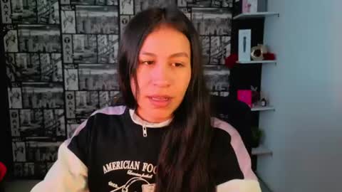 Emilia Gomez online show from June 21, 2:32 pm