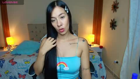 emiily_skinny online show from May 27, 2:08 am