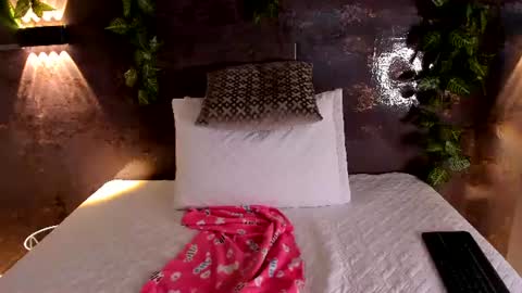 Emily online show from June 12, 12:13 pm