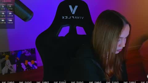 Emili online show from April 25, 10:07 am