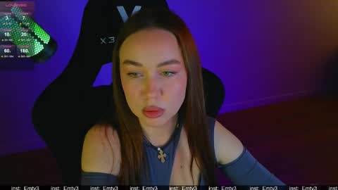 Emili online show from March 28, 10:37 am