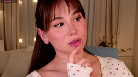 emilia_dream online show from March 30, 5:01 pm