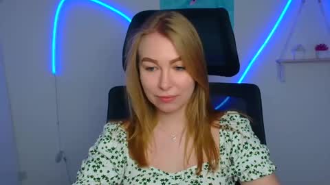 Emilia online show from May 22, 5:38 am