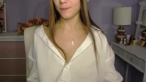 Emilly online show from December 21, 9:02 am