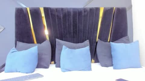 EMILLY online show from February 13, 3:52 am