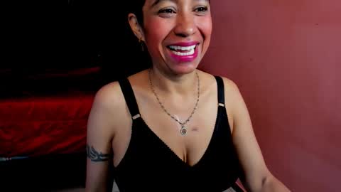 emily_bunny7 online show from January 10, 8:02 pm