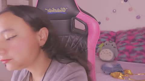 mily online show from July 17, 9:51 pm