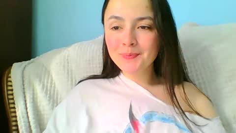 Snapshot of emily_morning_dew chatting on March 12, 7:35 am emily_morning_dew online show from March 12, 7:35 am