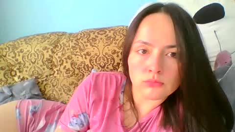 Snapshot of emily_morning_dew chatting on March 1, 11:06 am emily_morning_dew online show from March 1, 11:06 am