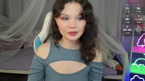 Emilyhaves online show from November 24, 5:04 pm