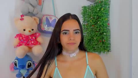 Snapshot of emilyclay_1 chatting on October 15, 11:51 pm Sweet Emily online show from October 15, 11:51 pm