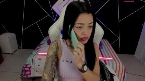 Snapshot of emilydaft chatting on January 10, 9:31 pm fari online show from January 10, 9:31 pm