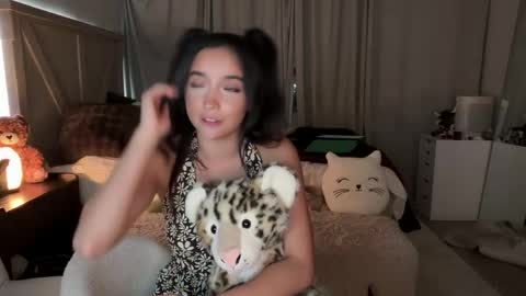 emilyfawn online show from May 14, 5:57 am