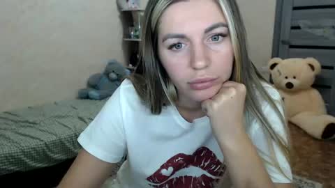 emilyfork online show from July 28, 9:03 pm