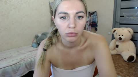 emilyfork online show from July 18, 11:02 am