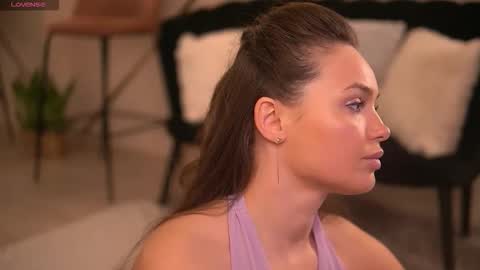 Emily online show from March 11, 12:20 pm