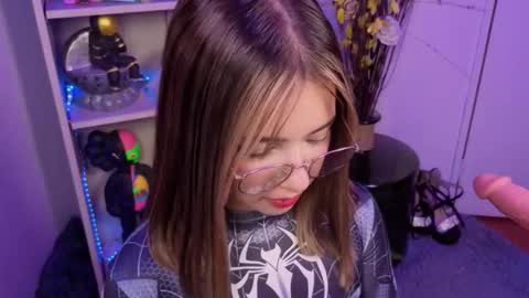 VALEEEN online show from March 14, 5:14 pm