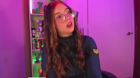 Snapshot of emilykarterr chatting on December 27, 4:00 pm VALEEEN online show from December 27, 4:00 pm