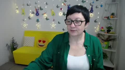 Emily online show from April 9, 5:21 am