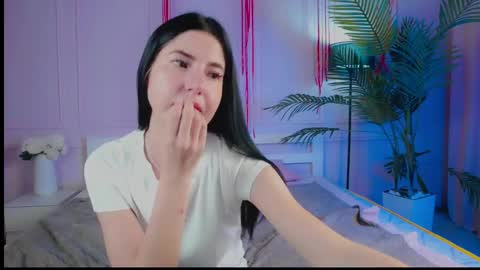 Emily online show from May 29, 2:09 am