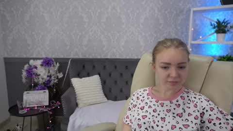  MY NAME IS Emily WELCOME EVERYONE I WILL BE HAPPY TO GIVE YOU WHAT YOU HAVE DREAMED OF FOR SO LONG online show from November 24, 9:11 am