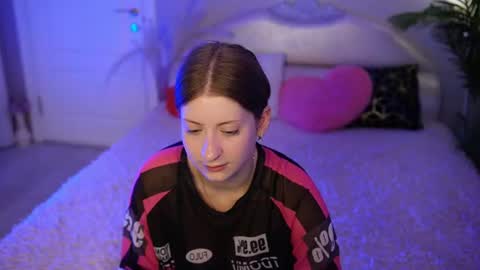 Emily online show from August 3, 9:37 am