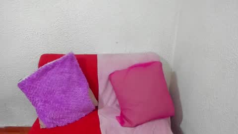 Emma online show from March 6, 3:46 am