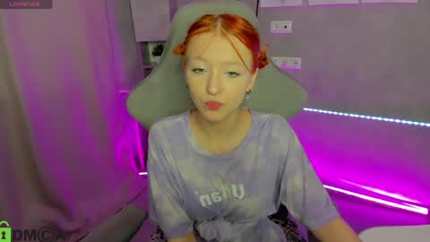 Emma online show from April 21, 1:42 am