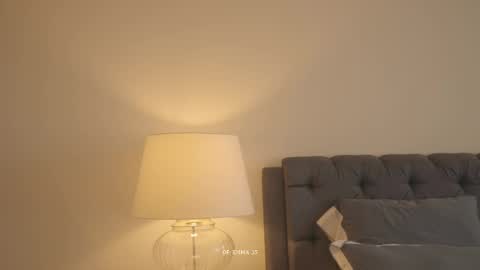 emma_lu1 online show from May 28, 4:27 pm